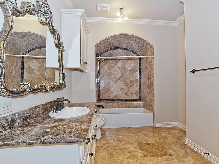 Upstairs Guest Bath