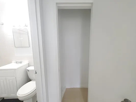 Rented by Compass | media 10