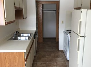 110 N Van Buren Ave #202 W, Eveleth, MN 55734