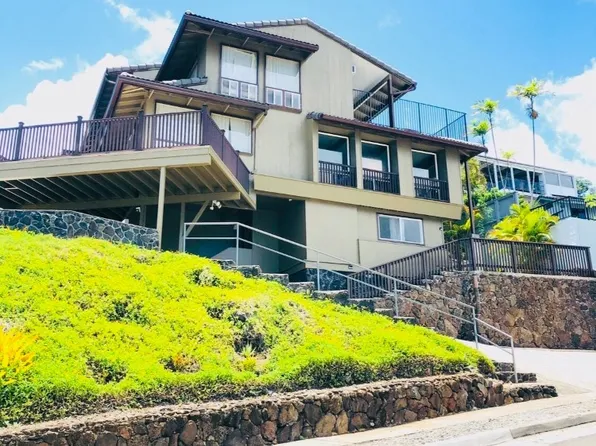 1643 Ihiloa Loop, Honolulu, HI 96821