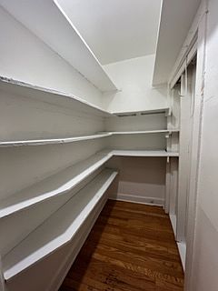3rd image of 5931 N Paulina St #1E