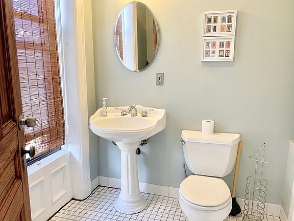 4th image of 253 Mac Donough St #2