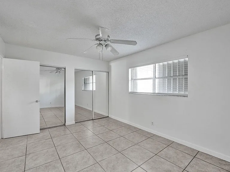 600 SE 2nd Ave #K2 — Photo 25