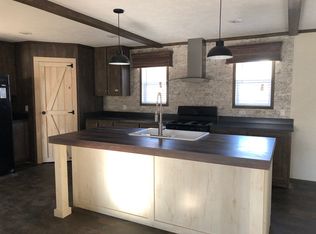 507 Red Pine Way, Monroe, MI 48161