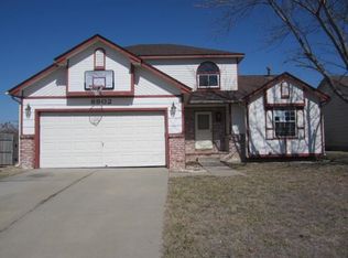 8902 E Cessna Dr, Wichita, KS 67210
