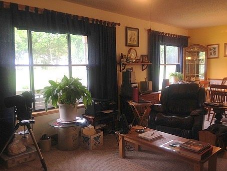 5th image of 302 Lakeshore Dr