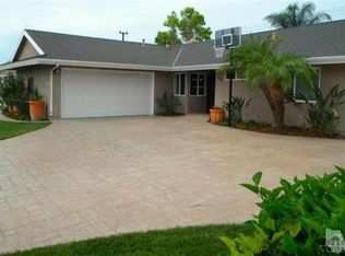 925 Rosewood Ave, Camarillo, CA 93010