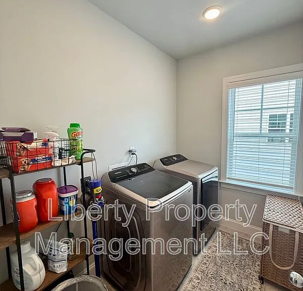144 Kensington Dr — Photo 24