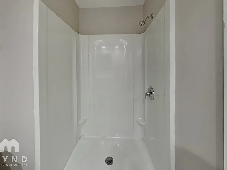 1525 Francisco Rd — Photo 13