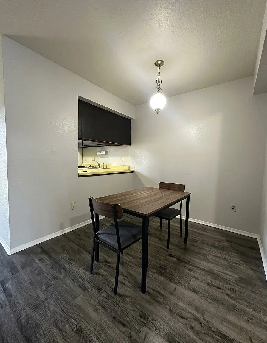 1 bed, 485 sqft, $965 — Photo 2