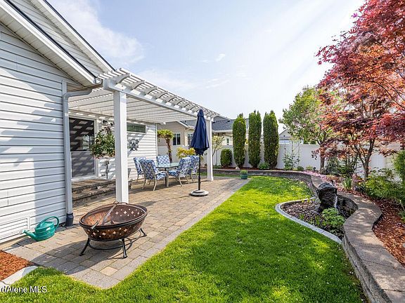 5th image of 1780 E Warbler Ln