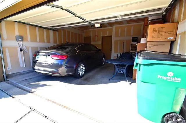 10504 Branden Ct — Photo 28
