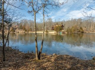 888 Silver Fox Ridge Dr, Innsbrook, MO 63390