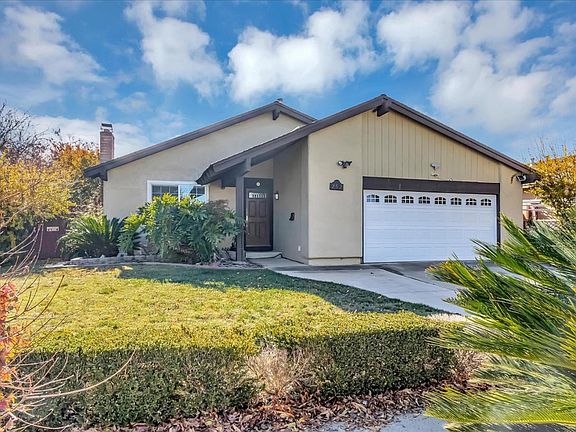 2nd image of 252 Sposito Cir