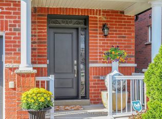 101 Gar Lehman Ave, Whitchurch Stouffville, ON L4A 0W9