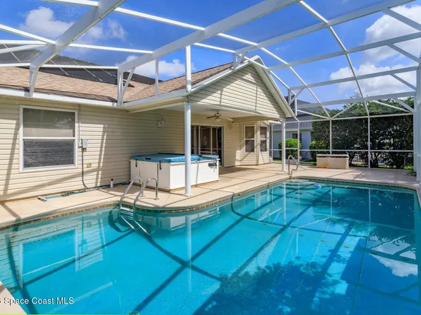 1115 Saldivar Rd, The Villages, FL 32159