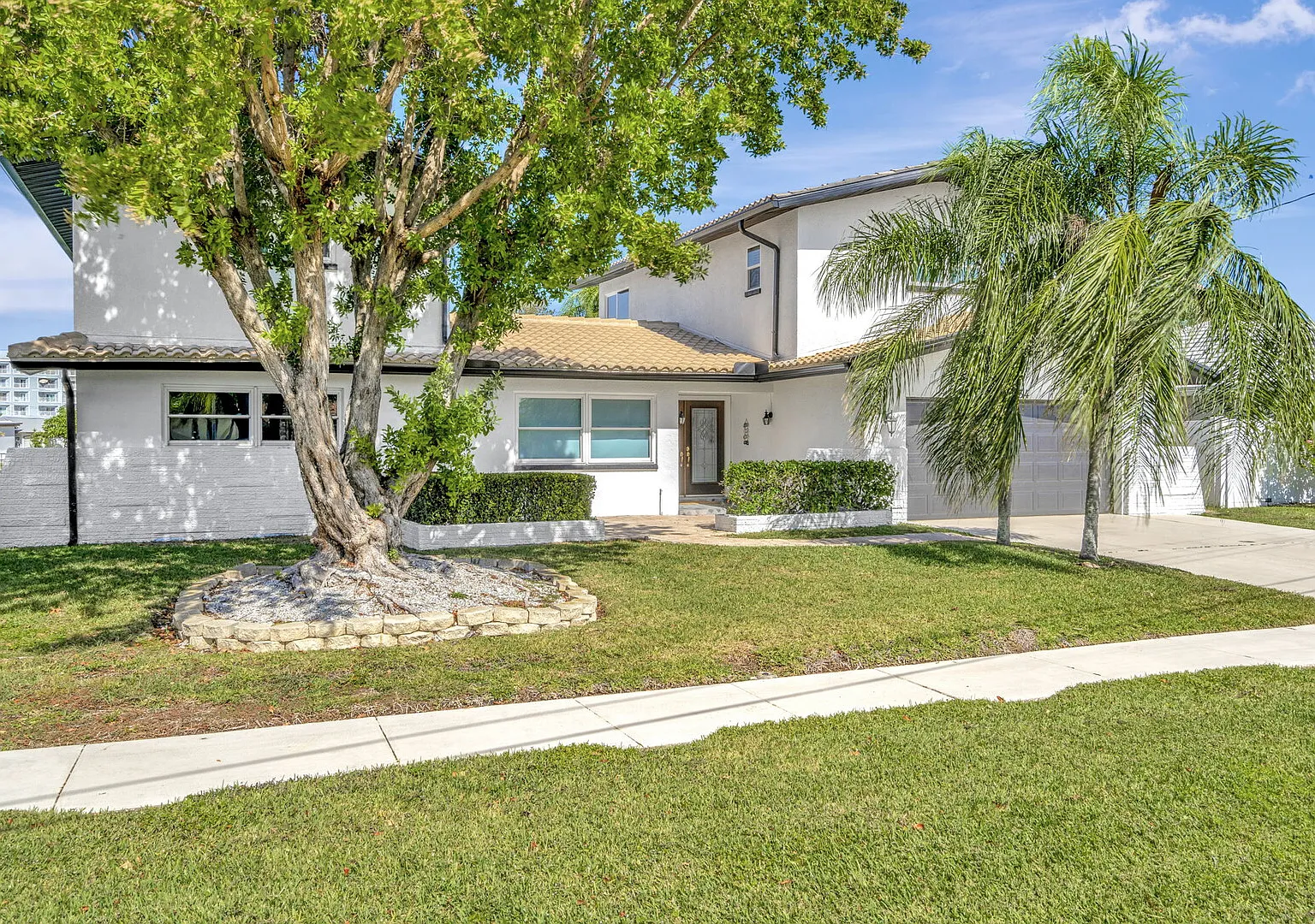 Clearwater Beach! Waterfront Modern Villa 4BD/2openLoft/4BT Pool /Boat — Photo 4