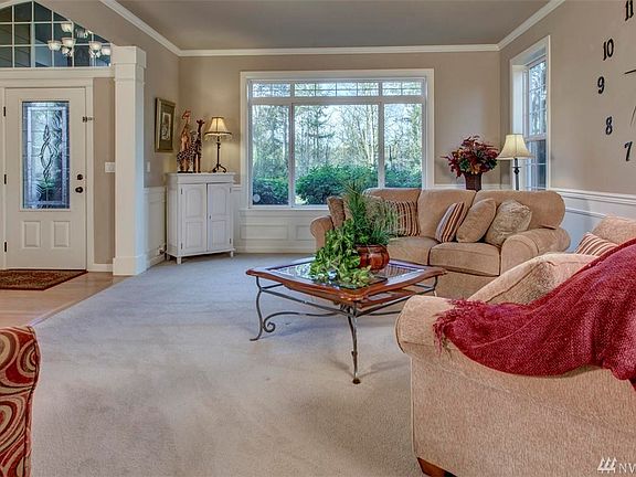 4th image of 2803 115th Avenue Ct E