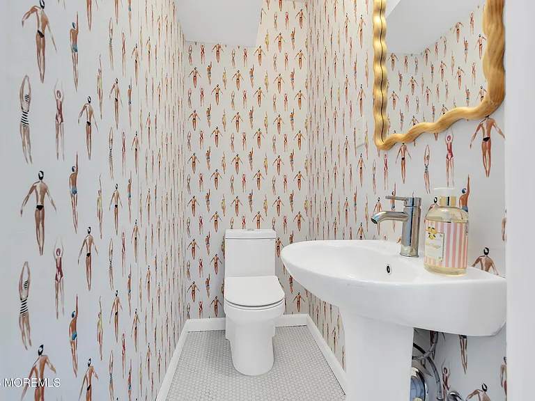 611 3rd Ave #2 — Photo 7