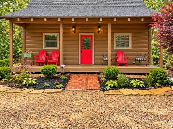 53 Charles Arthur Ave, Cave Spring, GA 30124