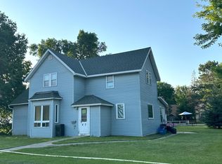 47 E Schlieman Ave, Appleton, MN 56208