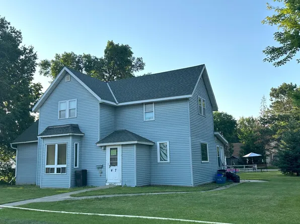 47 E Schlieman Ave, Appleton, MN 56208