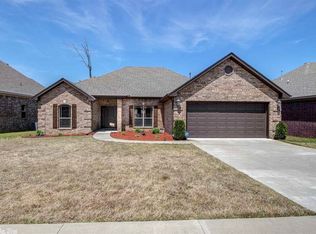 9316 Meadow Gardens Cir, Sherwood, AR 72120