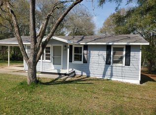4 Marnette Dr, Daleville, AL 36322
