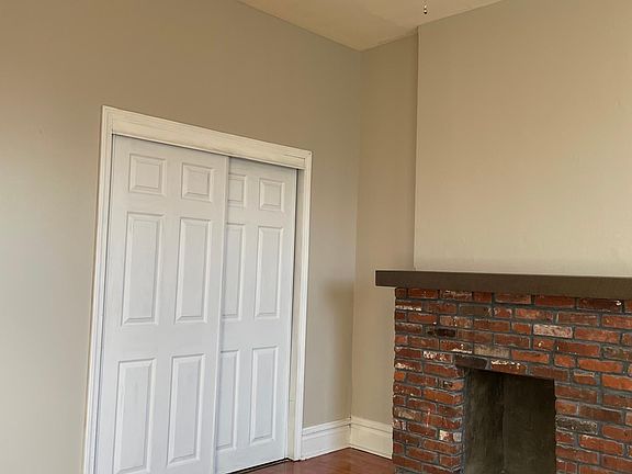 3rd image of 2616 Alhambra Ct #B
