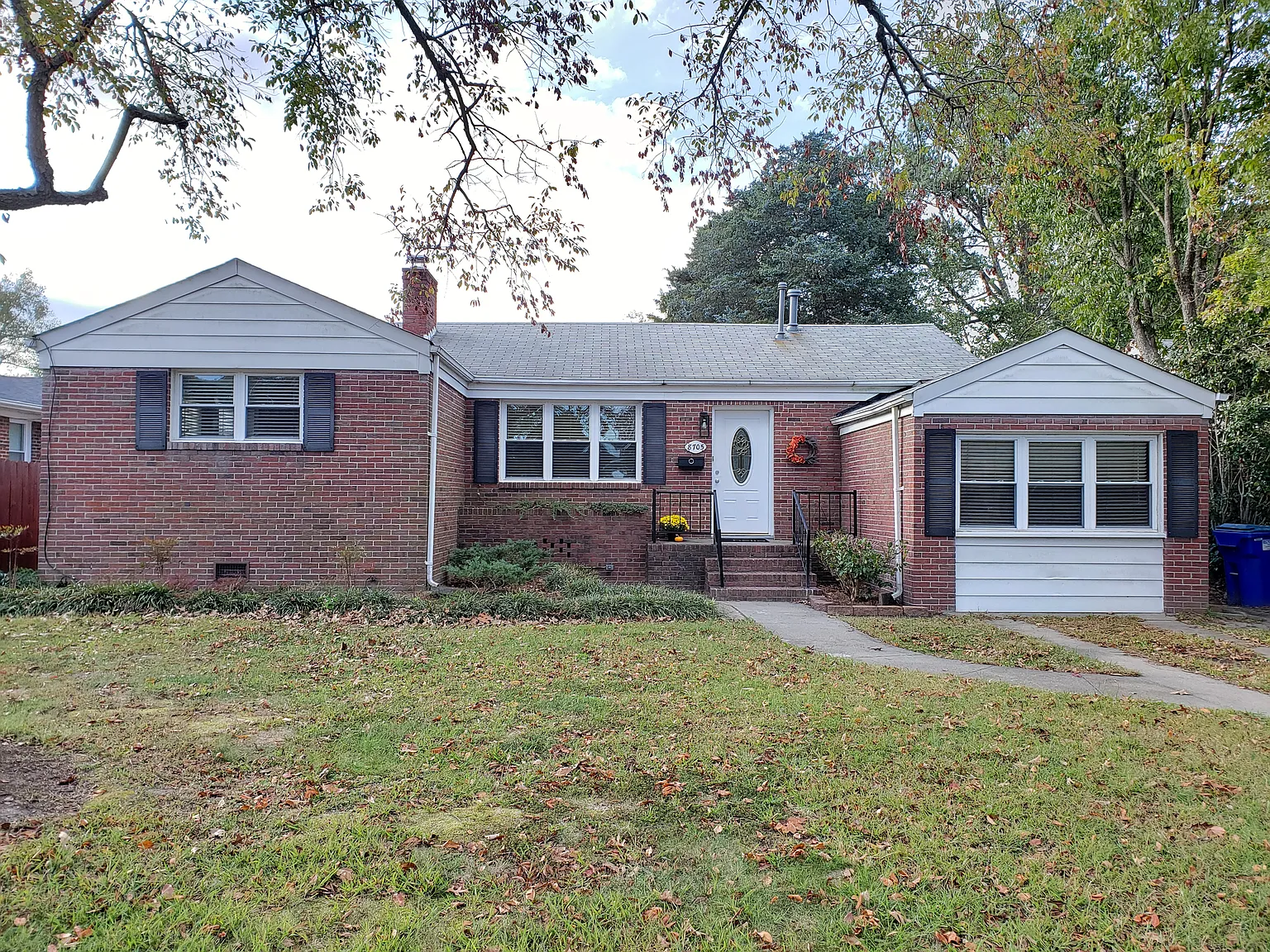 4 bed, 1550 sqft, $2,295 — Photo 1
