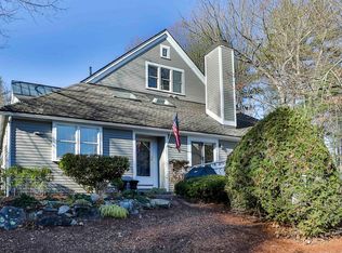 65 Cherry Hollow Rd, Nashua, NH 03062