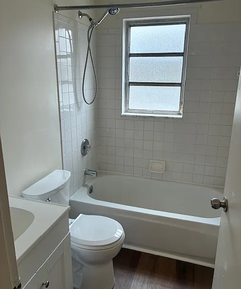 7240 Longwood Ct — Photo 8