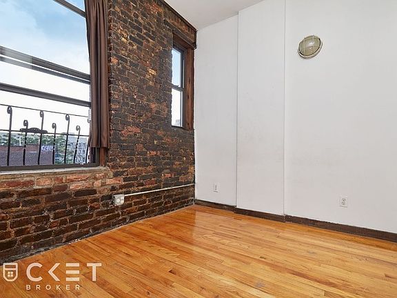 5th image of 647 E 11th St APT 28