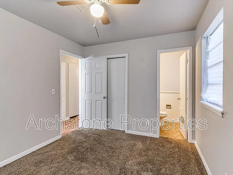 1424 Tanglewood Dr — Photo 30