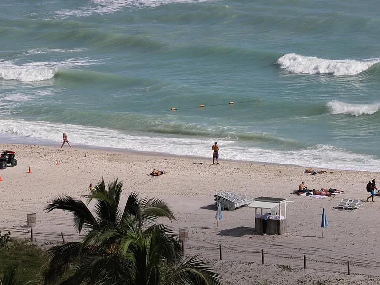 2301 Collins Ave #1015 — Photo 47