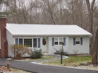 11 Parker Dr, North Reading, MA 01864