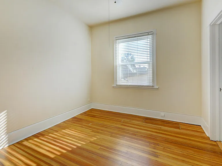 1617 E 23rd Ave — Photo 15