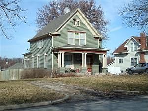 5th image of 1127 N Linden St