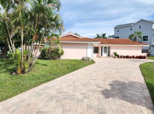 1410 Sea Gull Dr S, Saint Petersburg, FL 33707