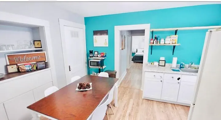 2 bed, 750 sqft, $1,350 — Photo 3