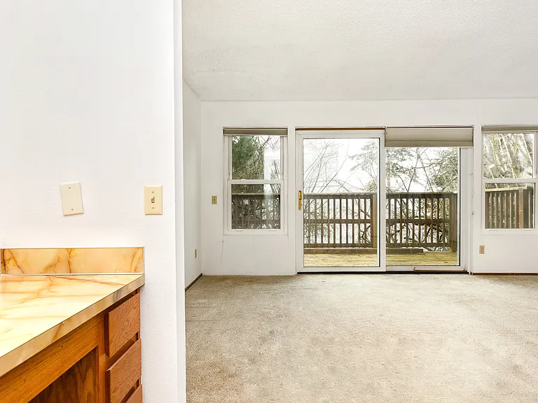 1227 S 284th St — Photo 25