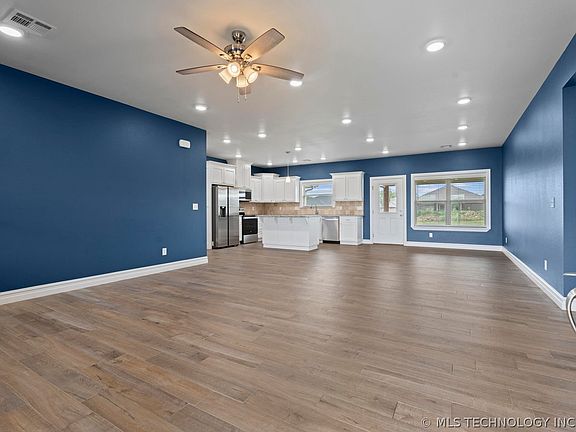 4th image of 1100 Center Court Cir