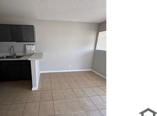 520 Albert Ave APT 3, Las Vegas, NV 89119