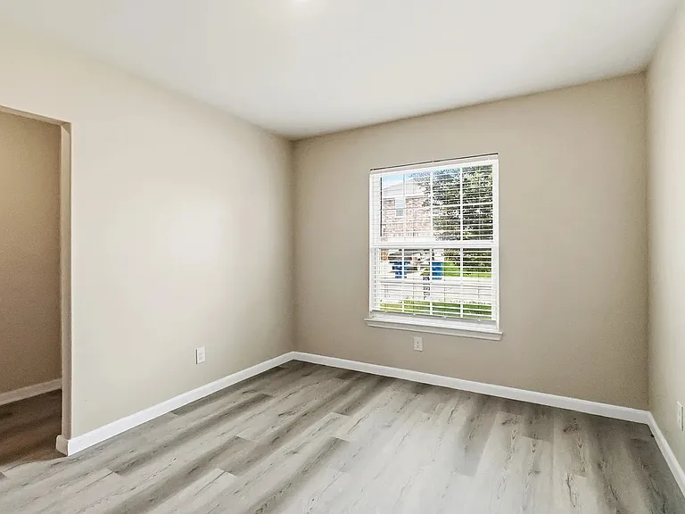 15027 Harbor Lndg — Photo 21