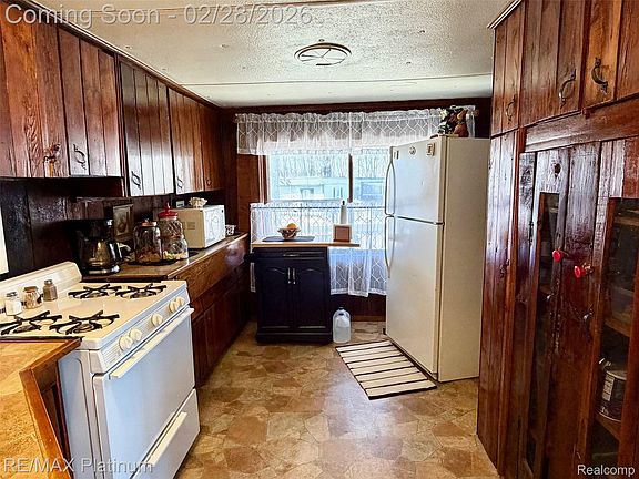 4th image of 6787 Coon Hill Rd