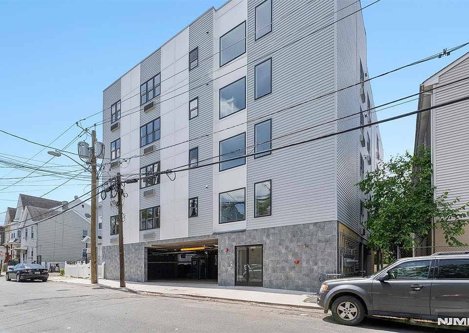 1st image of 60-62 Plum St