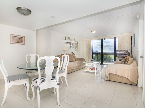 Home For Sale In Lands Of President