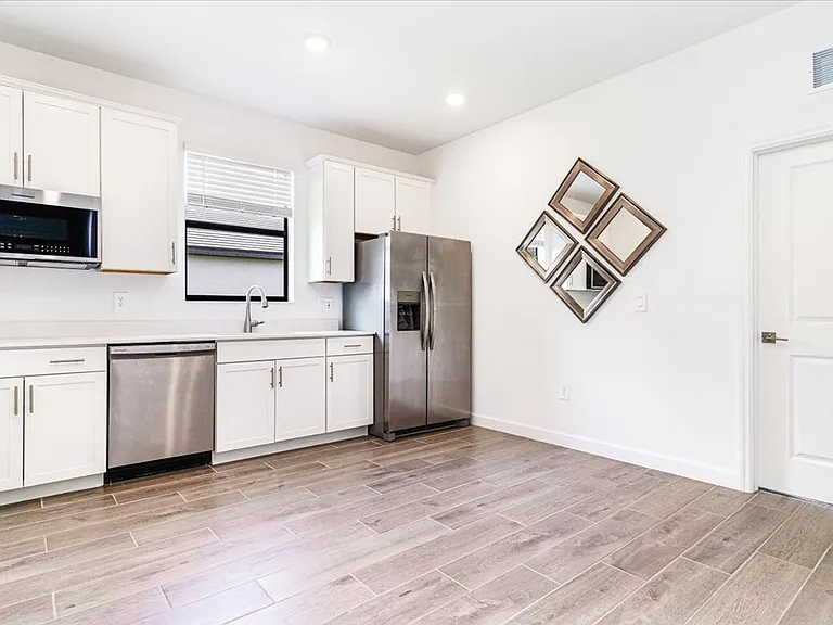 4873 Seafoam Trl — Photo 35