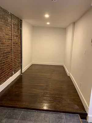 Rented by Camelot Realty Group | media 14