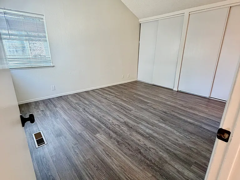 1108 Kelez Dr — Photo 8